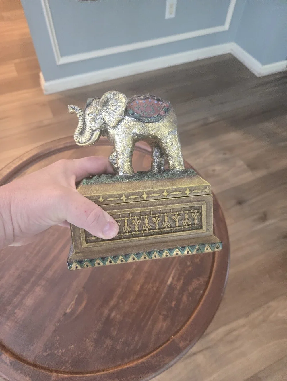 Vintage Jewelry Box Elephant Trinket Stash Decor Storage 1998 6.25” EUC